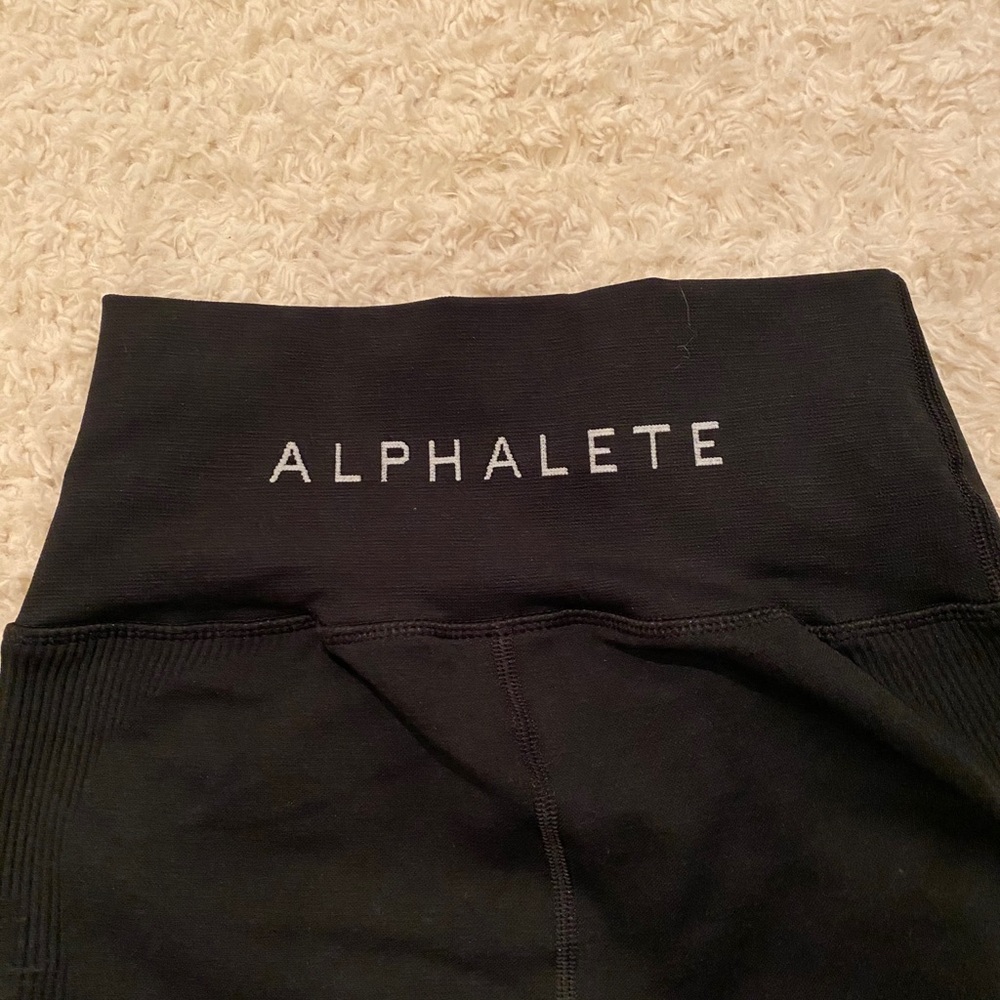 alphalete leggings